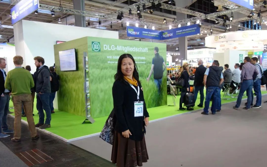 ���й�ũҵ��ѧԺ��������ִ�и���������Ӣ���ܷ��߹�ͼ