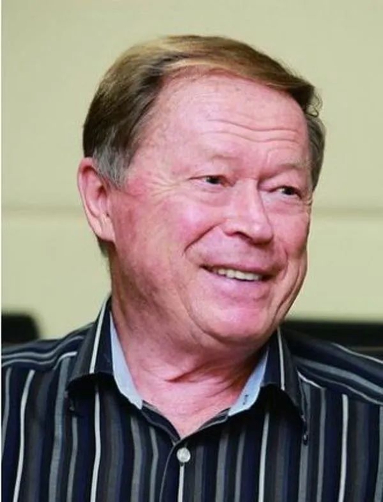  ���޸��١�